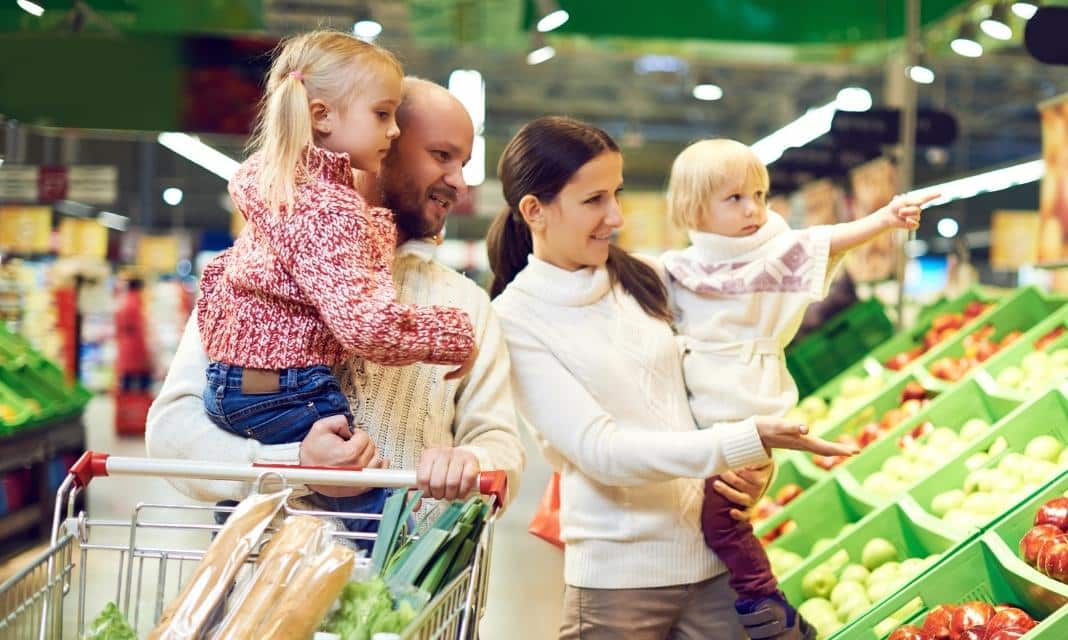 Niedziela Handlowa w Mławie: Okazje na Zakupy i Rozrywkę!